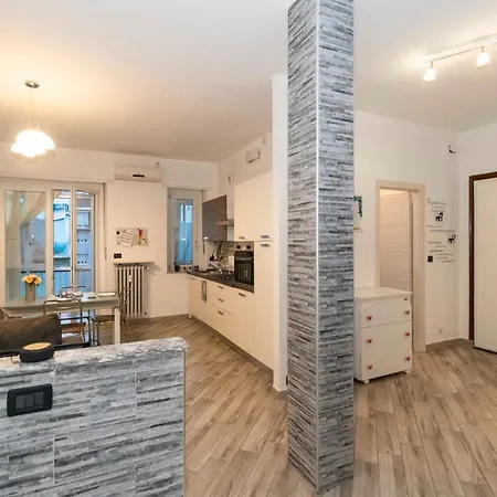 Guesthost - Parco Paradiso & Mm Marche Family *