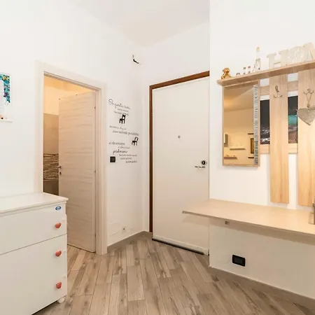 Guesthost - Parco Paradiso & Mm Marche Family Apartment