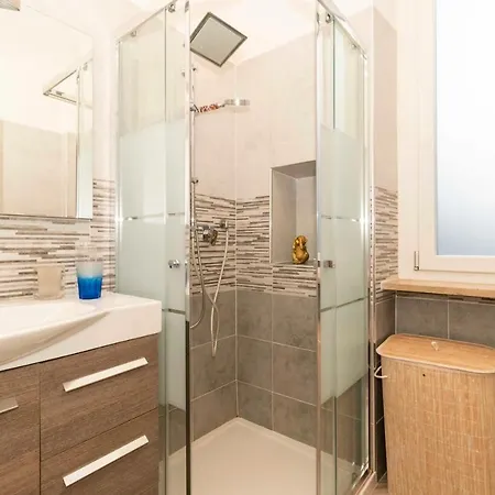 Guesthost - Parco Paradiso & Mm Marche Family Daire