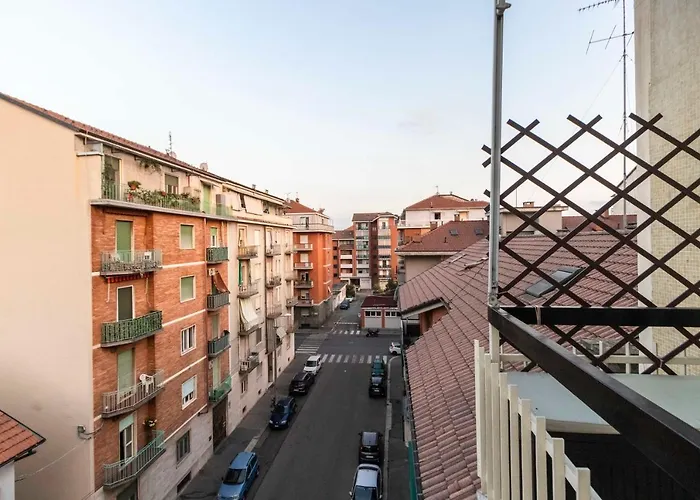 Guesthost - Parco Paradiso & Mm Marche Family Torino