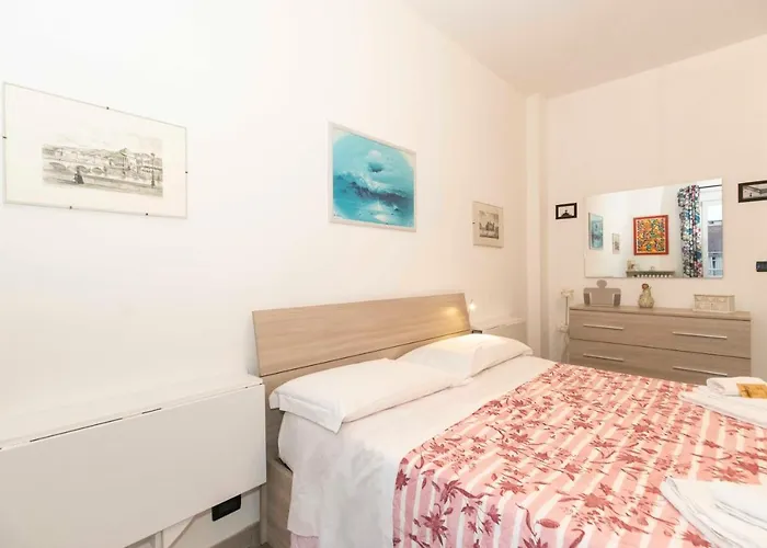 Apartman Guesthost - Parco Paradiso & Mm Marche Family Torino