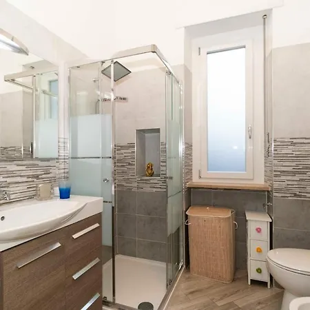 Guesthost - Parco Paradiso & Mm Marche Family *