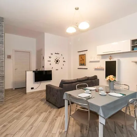 Guesthost - Parco Paradiso & Mm Marche Family *