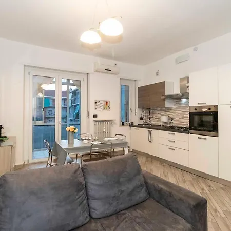 Guesthost - Parco Paradiso & Mm Marche Family Apartment *