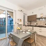 Guesthost - Parco Paradiso & Mm Marche Family Apartmán Turín